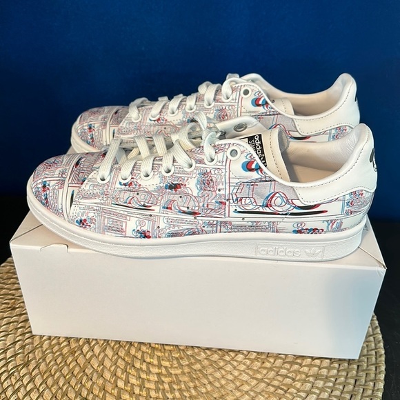 New Rare Adidas Disney X Edition Stan Smith 3D Mickey Mouse Comic Strip Sneakers - Picture 4 of 10